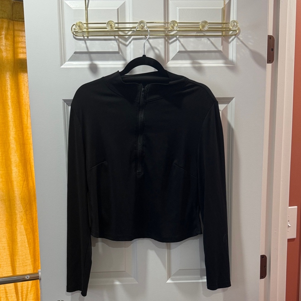 DSG Women's Black Zip-Up Sweatshirt